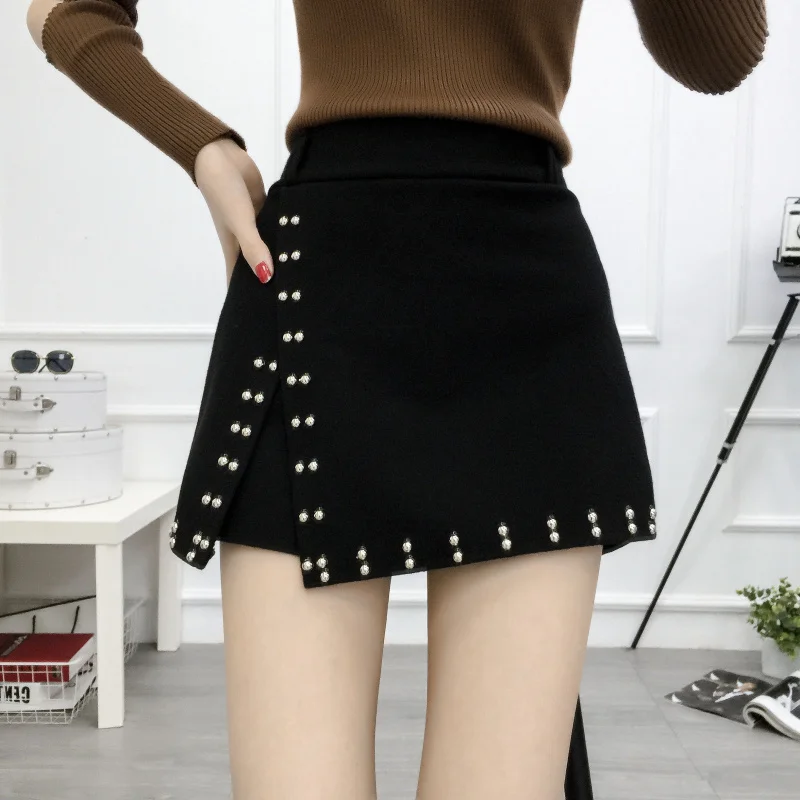 

Large 2023 size women's wool woolen rivet shorts skirts high waist A wide leg wear bottoming
