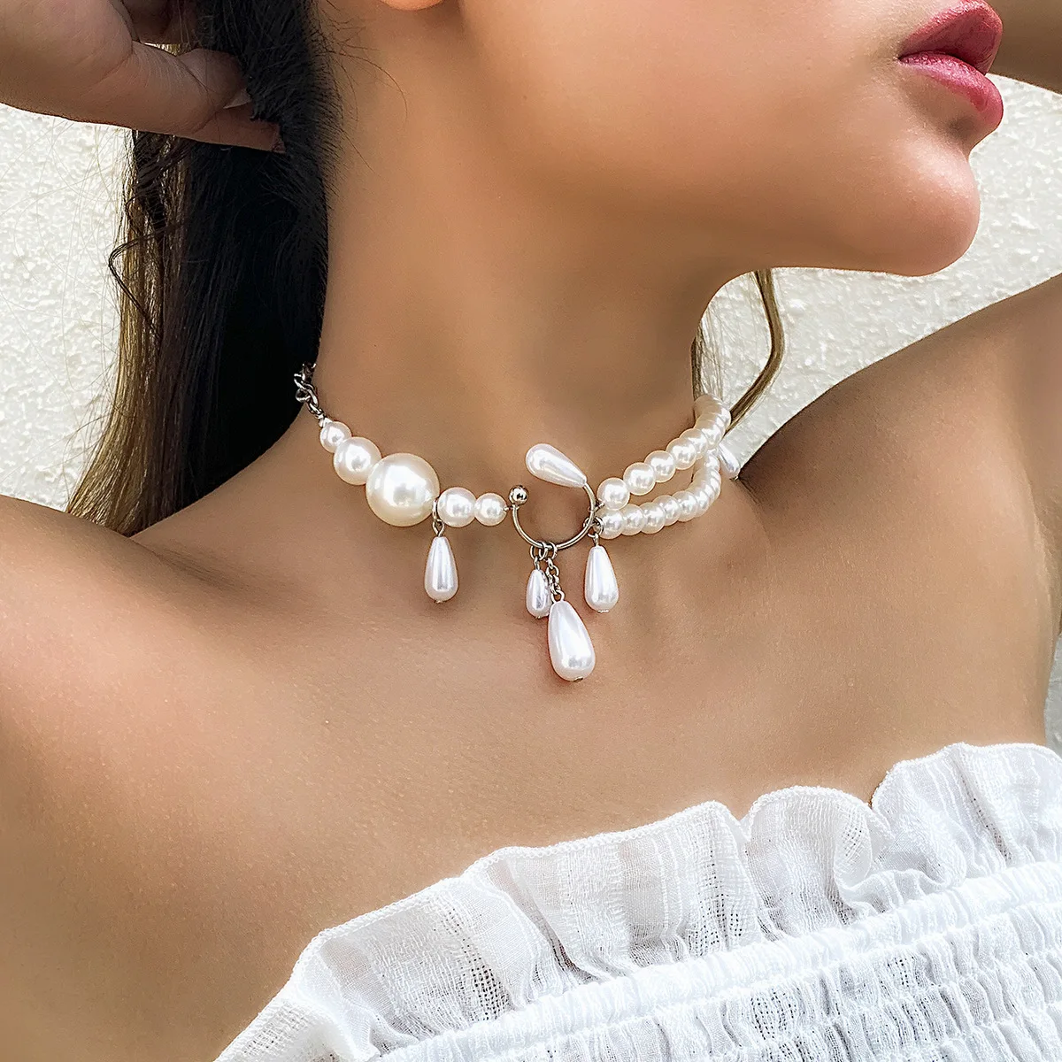 

2022 New Luxury Water Drop Imitation Pearl Tassel Necklace Women's Crystal Tassel Necklace Wedding Jewelry