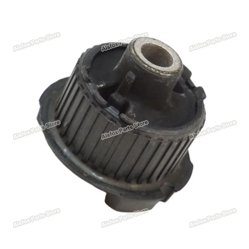 Подвесные втулки для задней оси Mercedes Benz W204 C204 S204 C218 W212 A207 C207 S212 X204 A2043510842 A2053510042