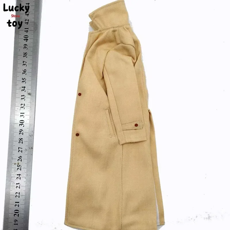 Фигурка мужская свободного пальто цвета хаки 12 дюймов