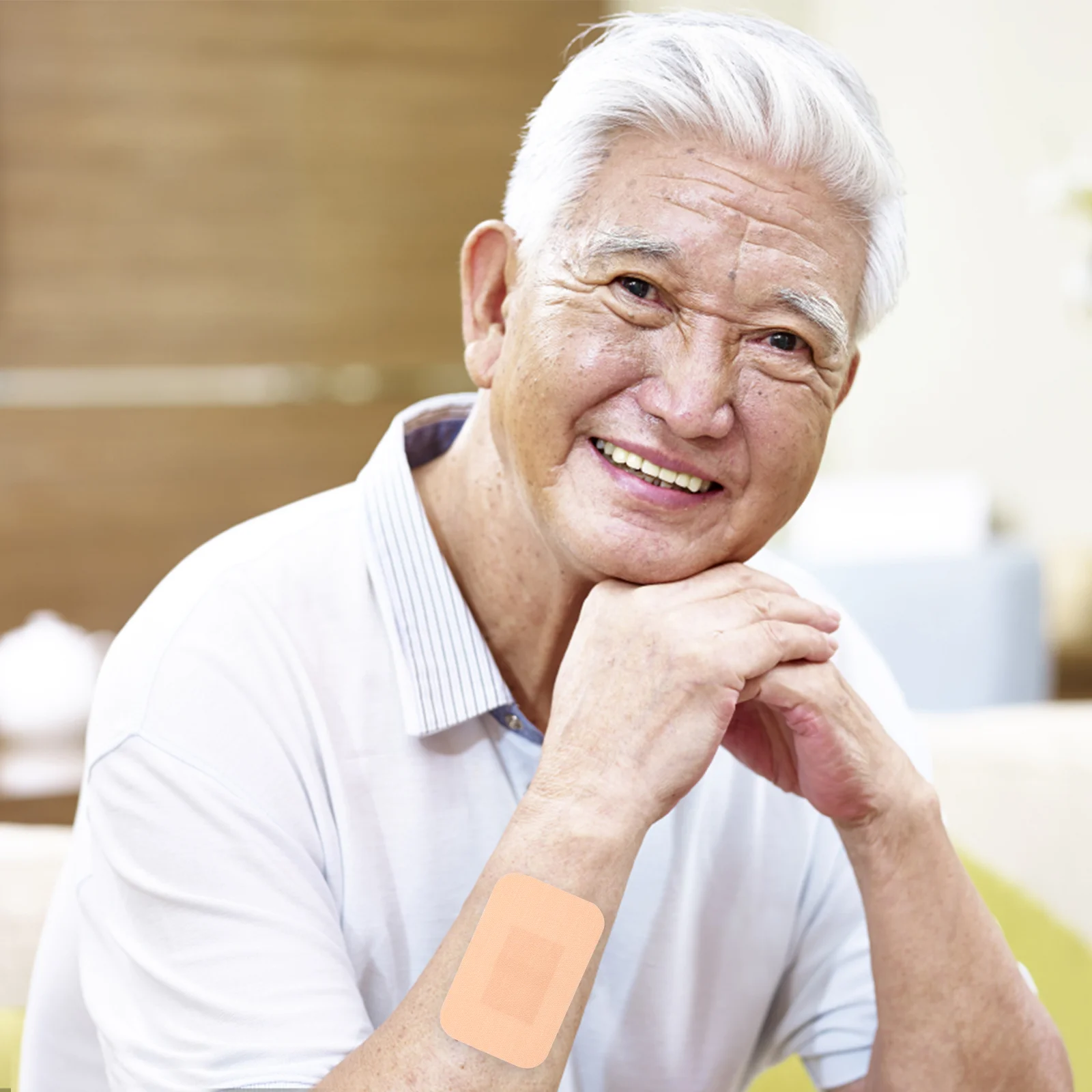 старая азиатская женщина. старая грустная азиатка. портрет старика. пожилые корейцы. женщины бали.