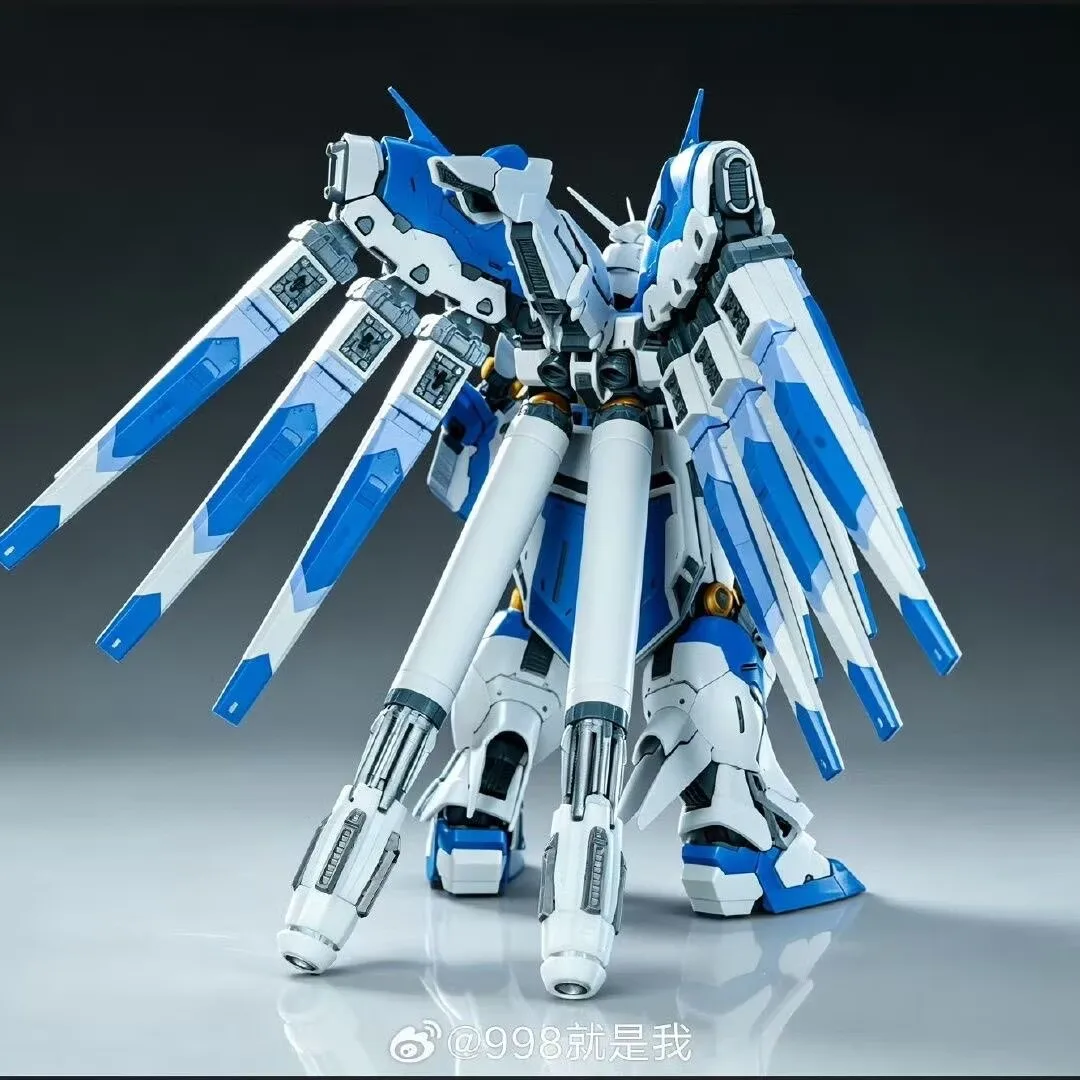 Фото Комплект для сборки увеличенного меха Hi-V Bison Model 1/100 с двойной броней RG GK и дополнительной головой 1/72 (скульпт) YeNiu 6693. Сборная фигурка-игрушка. №2