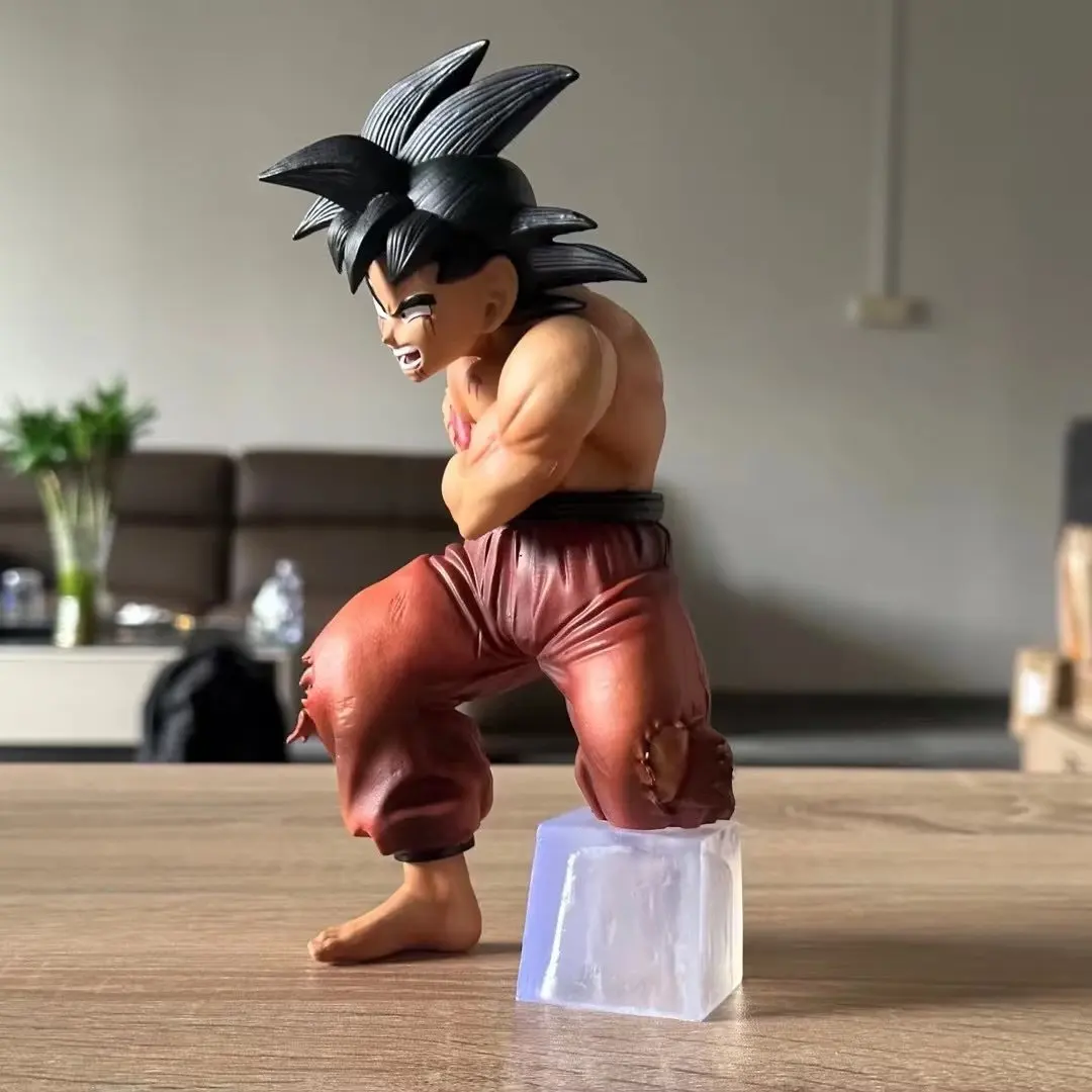 Фигурка Bandai Dragon Ball Saiyan Injured Goku