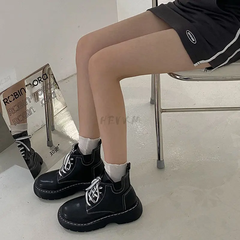 2023 Classic  Boots Women's  Autumn New Thick Bottom All-match Casual Fashion Short Boots Women Shoes