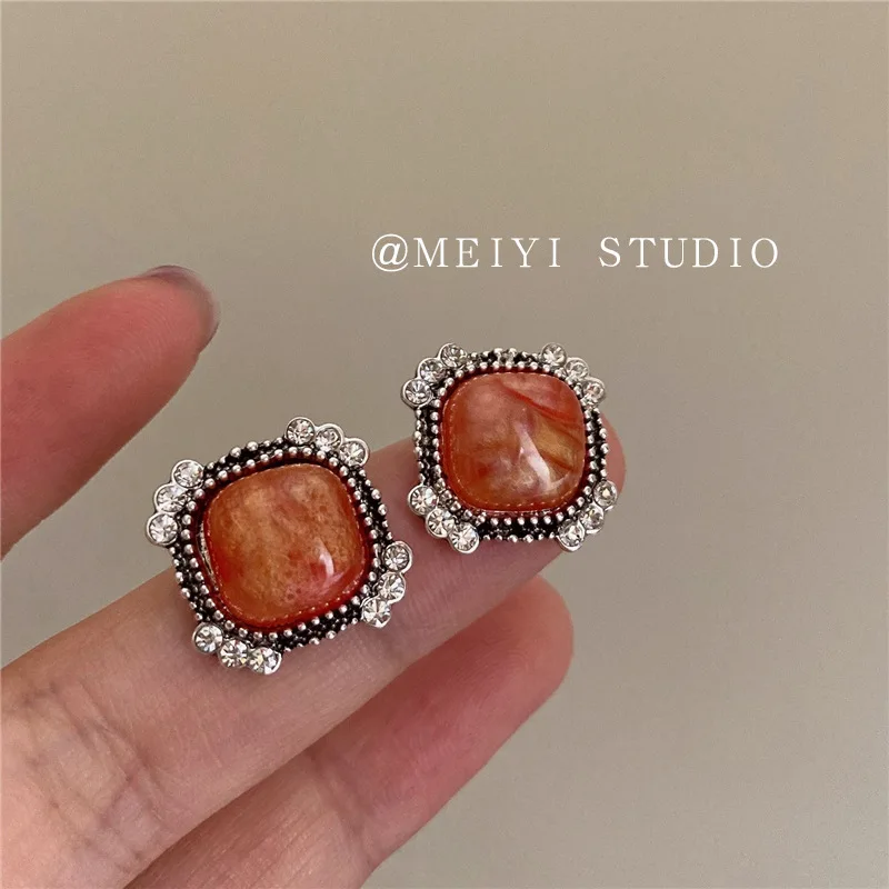 

Korean Chic Resin Vintage Geometric Square Crystal Stud Earrings Brincos