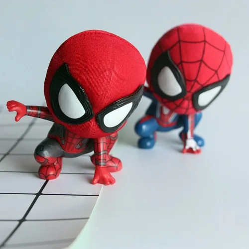 

Экшн-фигурки из мультфильма «Человек-паук»