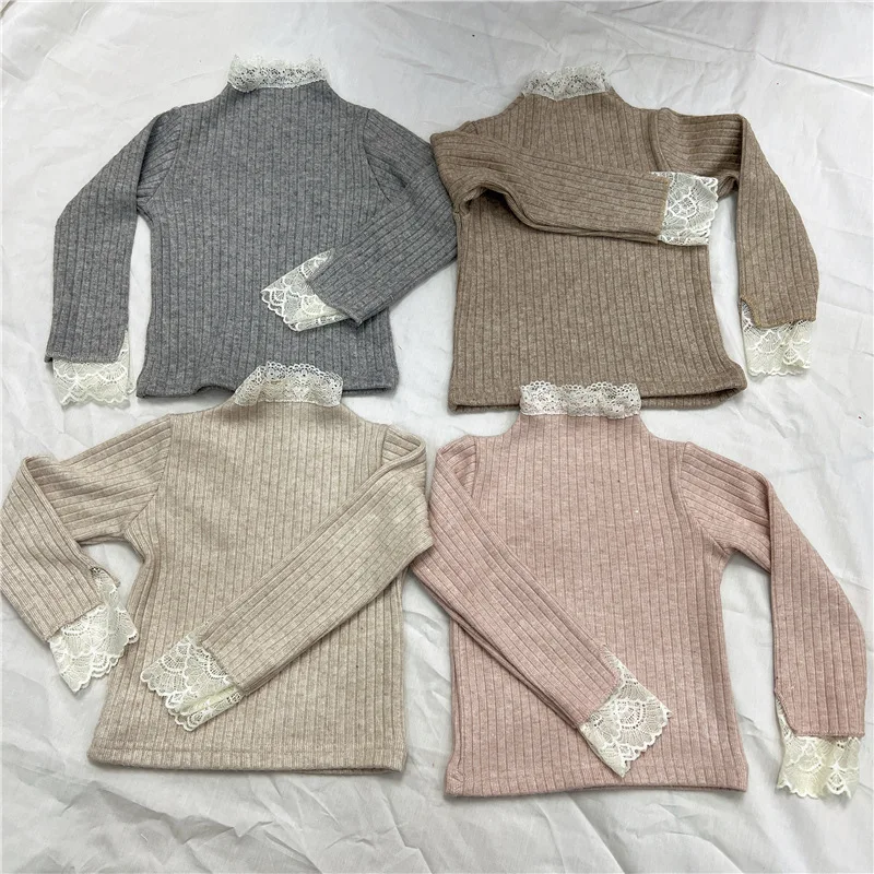 

Осенний свитер с кружевной отделкой для девочек, полосатая нижняя рубашка, одежда для девочек, футболка для детей