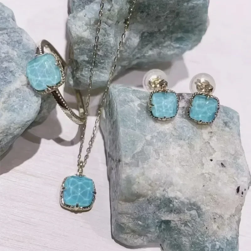 

Комплект из колье и серёг, из серебра 925 пробы