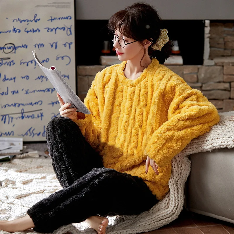 Winter New Coral Velvet Pajamas Women& V-neck Cardigan Warm Flannel Lovely Cartoon Cashmere Home Wear Nightclothes For Girls