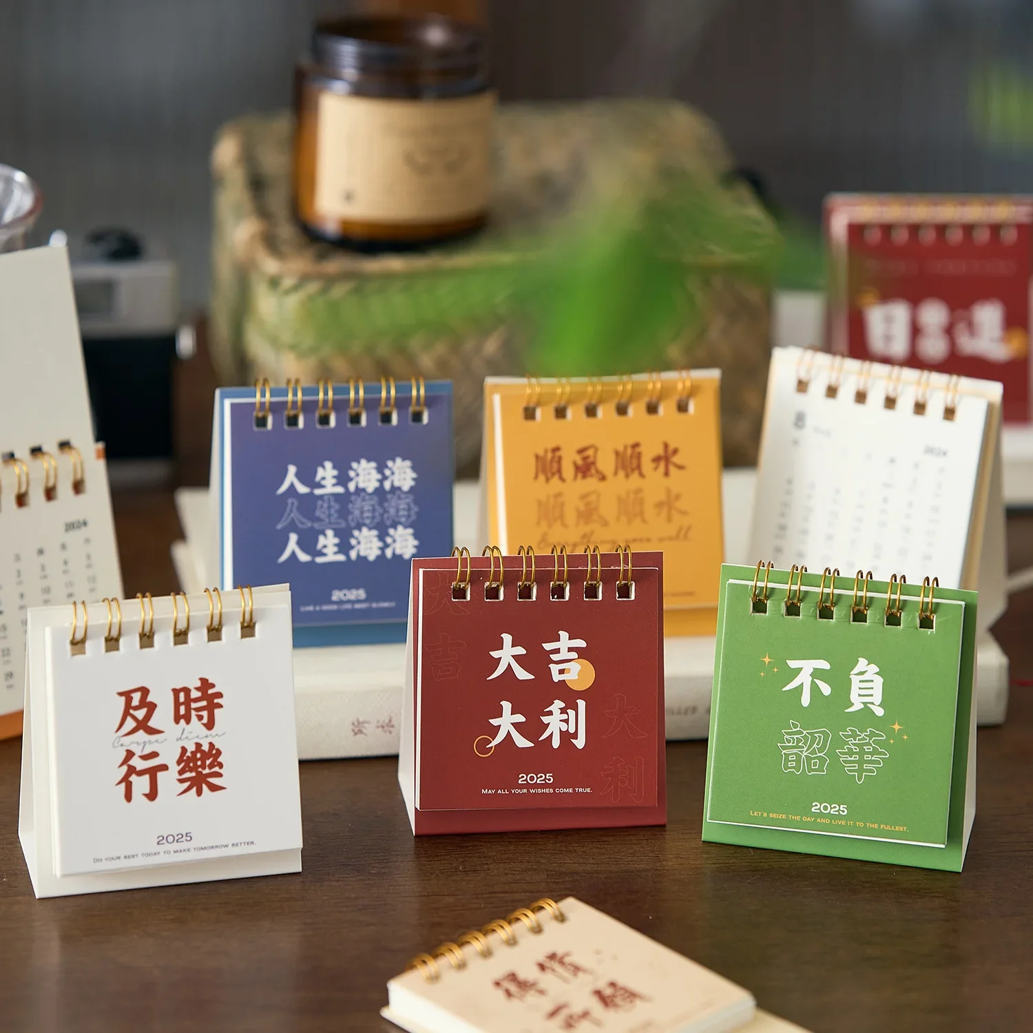 4 шт. оптовая продажа календарь на 2025 год маленький настольный вдохновляющий