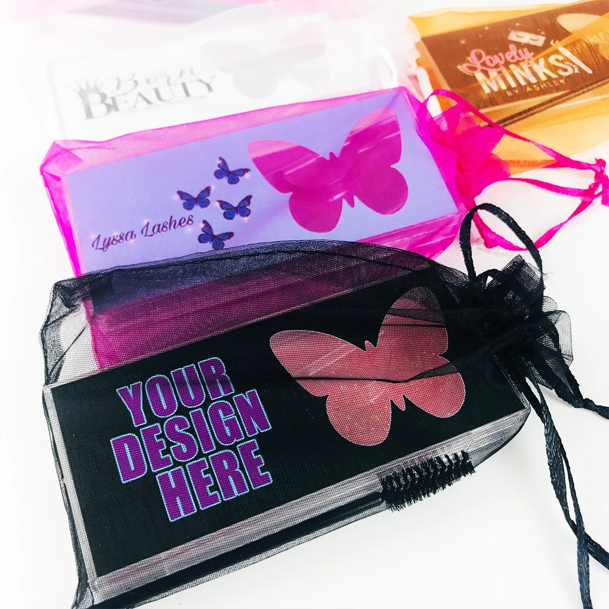 

Wholesale Custom Butterfly Shape Window Lash Box With Mesh Bag and Eyelash Brush Eyelashes Box Package Print Logo