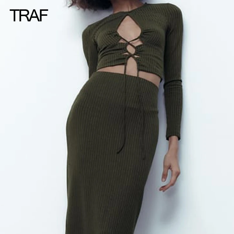 

Топ женский укороченный с вырезами, на шнуровке, с длинным рукавом