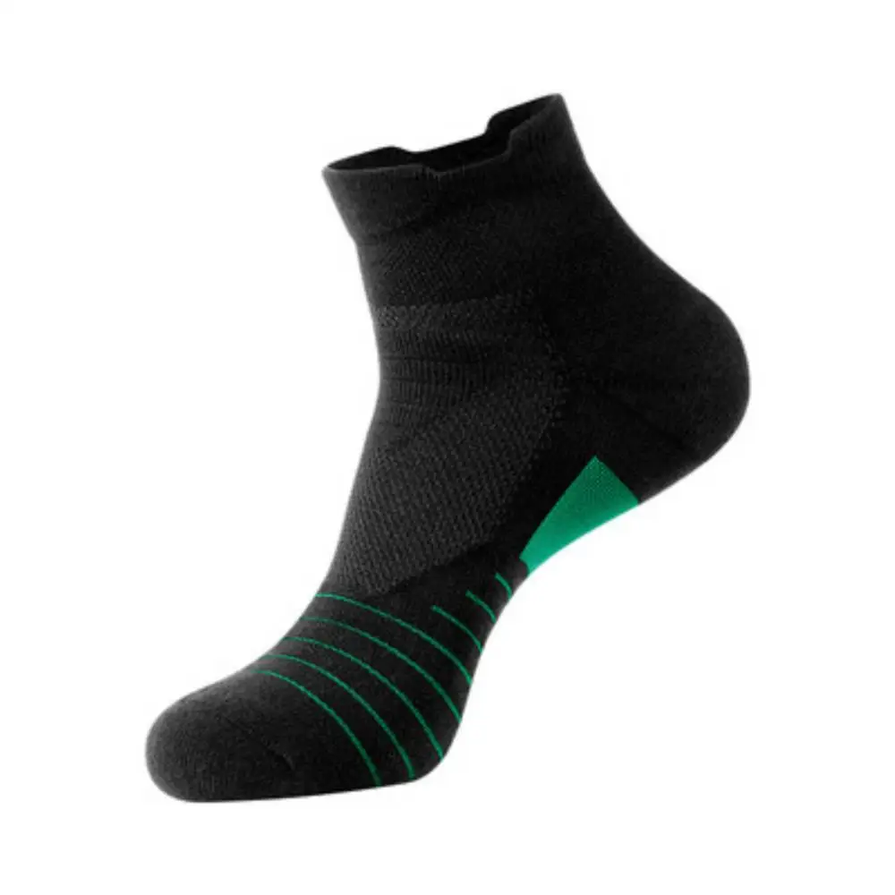 2 Pairs Men Breathable Sports Socks Mesh Comfortable Socks Outdoor Non-slip Anti-dropping Practical Casual Socks
