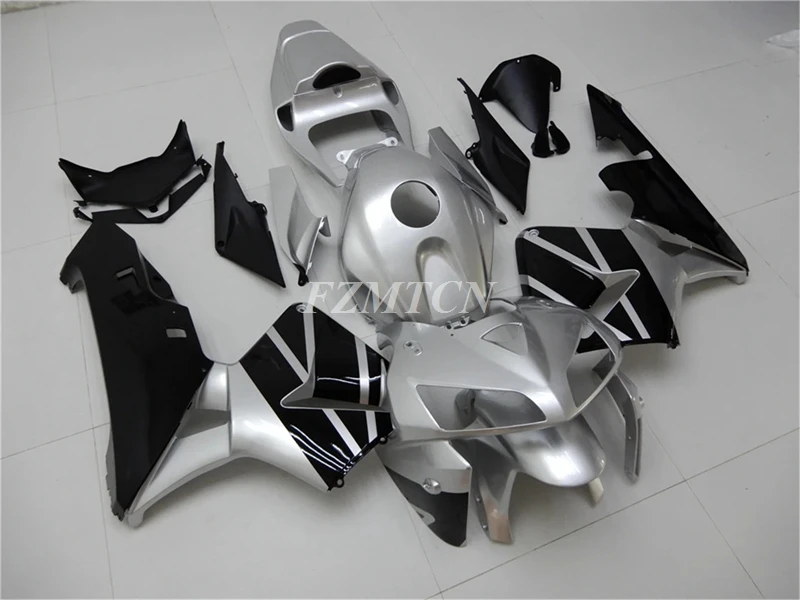 

Комплект обтекателей для мотоцикла HONDA CBR600RR F5 2005 2006 05 06