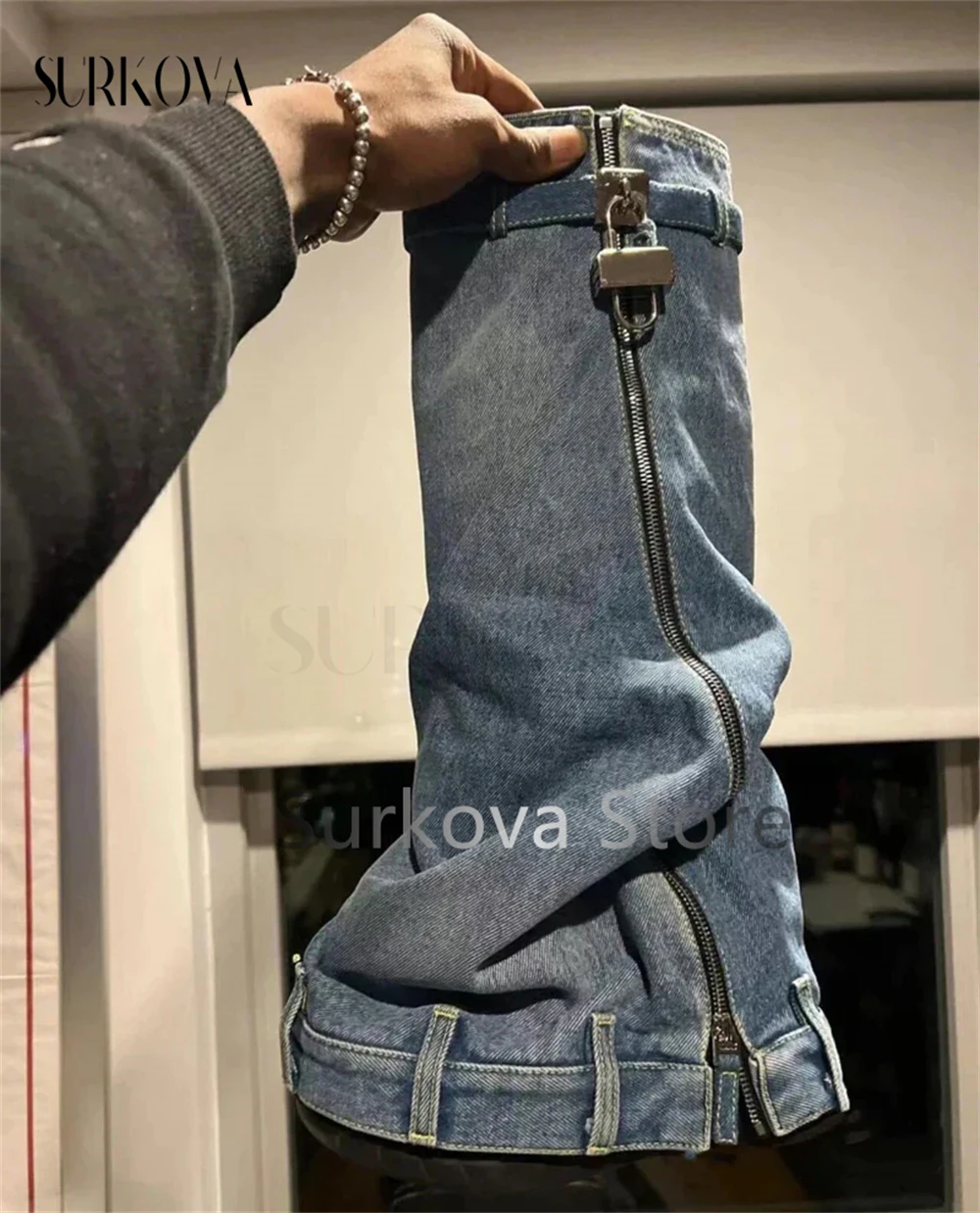 Denim Shark Boots Metal Lock Fashion Motorcycle Boots Ins Trend New Style Knee-High Boots Thick Flat Heel Sexy Women's Shoes