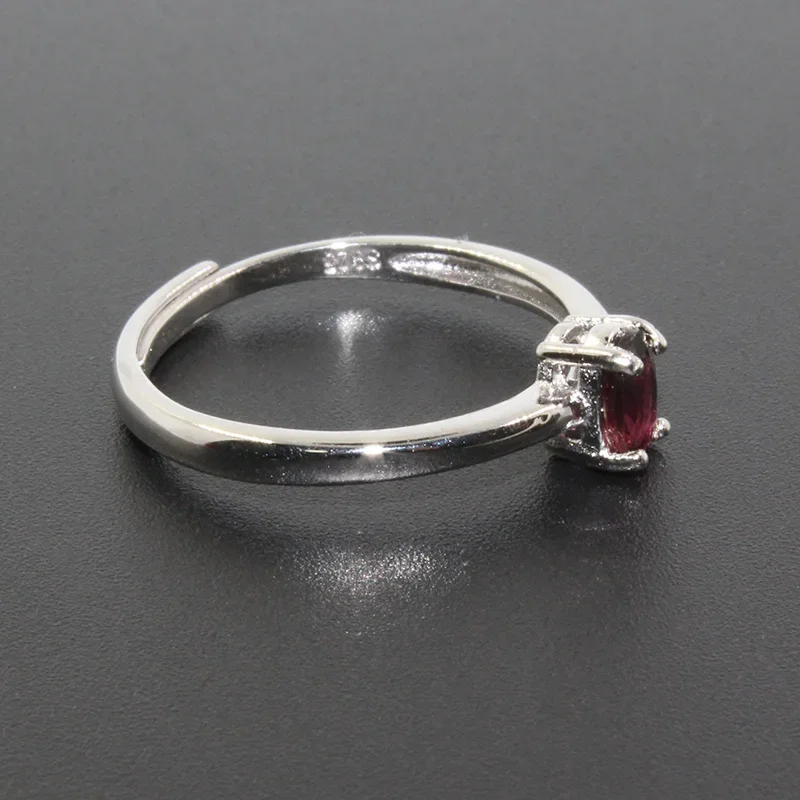 Простое кольцо для помолвки с красным турмалином овальной огранки 0 4 карата из