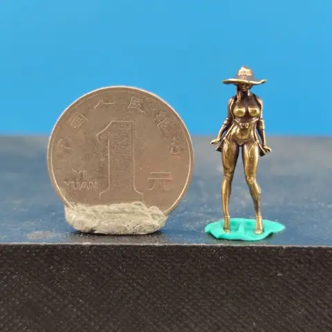 Медная модель автомобиля