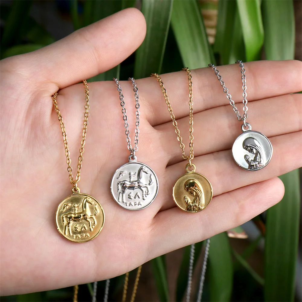 

Stainless Steel Gold Plated Necklace For Women Memorial Round Coin Pendant Portrait Dollar Charm Clavicle Chain Vintage Jewelry