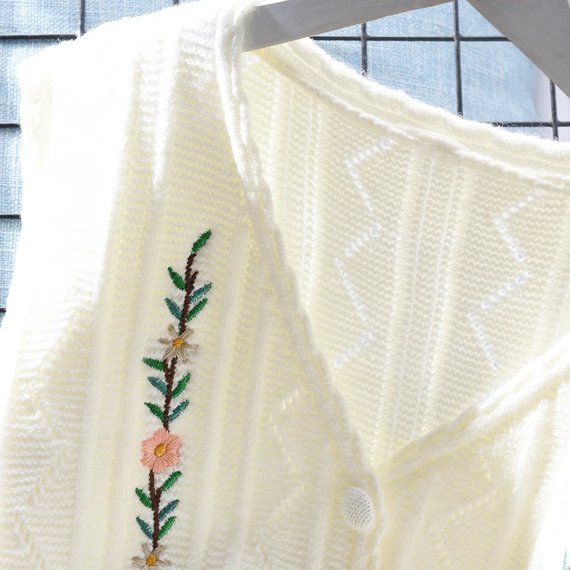  Короткий свитер с вырезом женский жилет свободный осенний новый японский модный