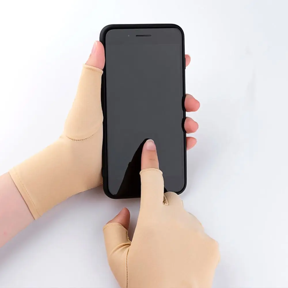 

Elastic Simple Cycling Outdoor Sunscreen Driving Fingerless Ice Silk Gloves Women Gloves Man Mittens