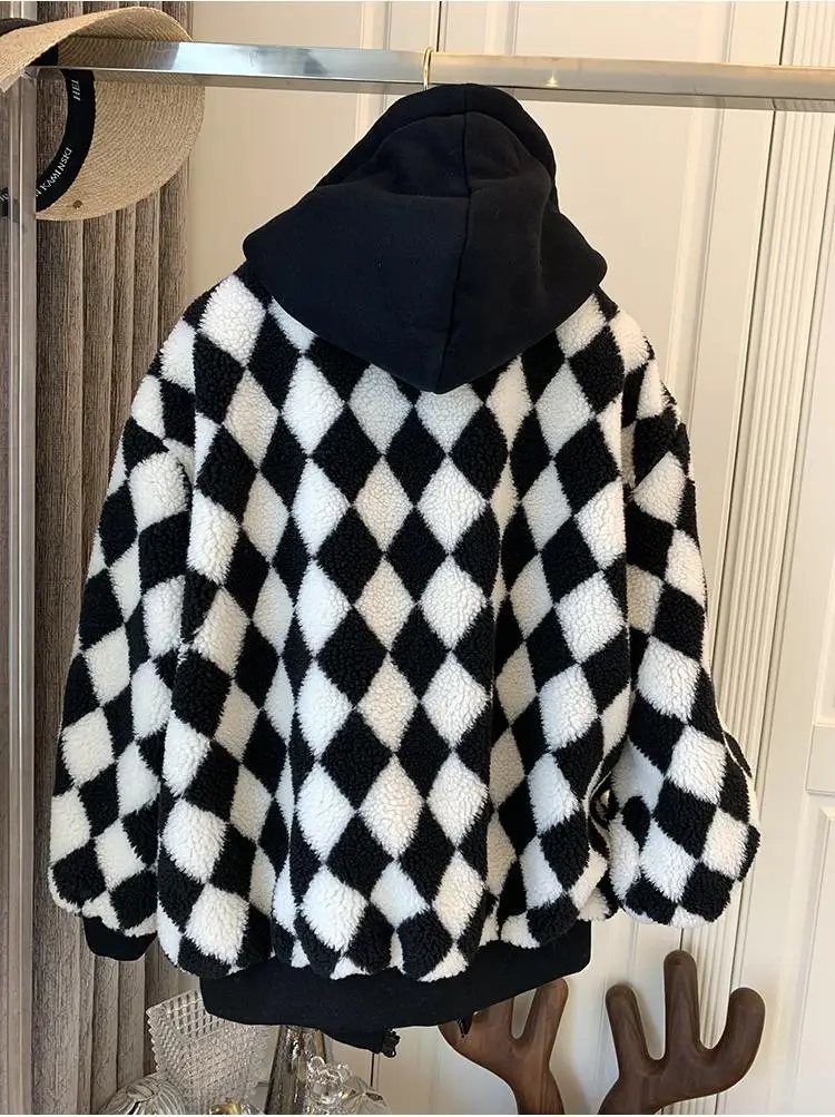 2022 Winter New Warm Retro Checkerboard Lamb Wool Coat Female Personality Street Casual Hooded Loose Fake Two-piece Coat