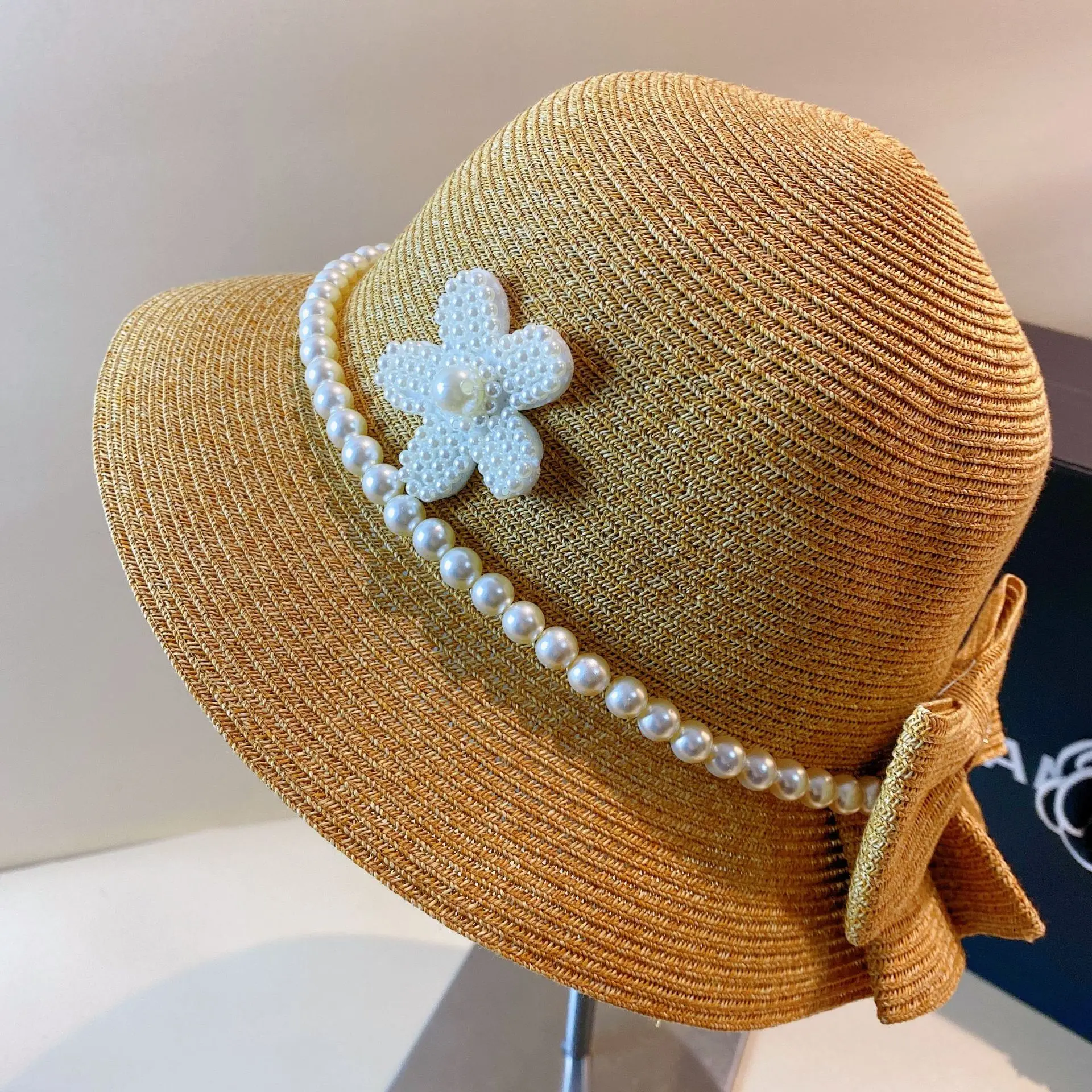

Spring/Summer Japanese Pearl Flower Fold Zou Bow Folded Mixed Color Straw Sunscreen Beach Fisherman Hat Basin Hat Straw Hat
