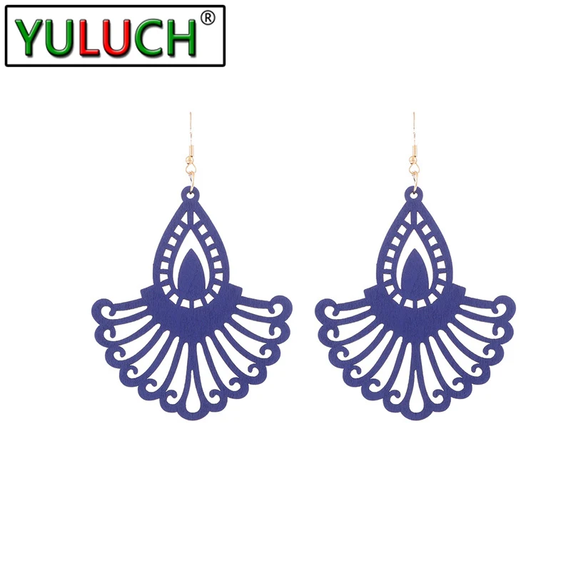 

New Fashion Women Wooden Hollow Vintage Drop Dangle Earrings Jewelry Accessories Female Girl Cute Cartoon Oorbellen Aretes