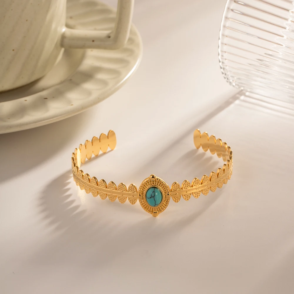 

18K Gold Crown With Turquoise Bracelet For Women Vintage Classic Crown Bracelet Creative Ladies Turquoise Bracelet Jewelry Gift