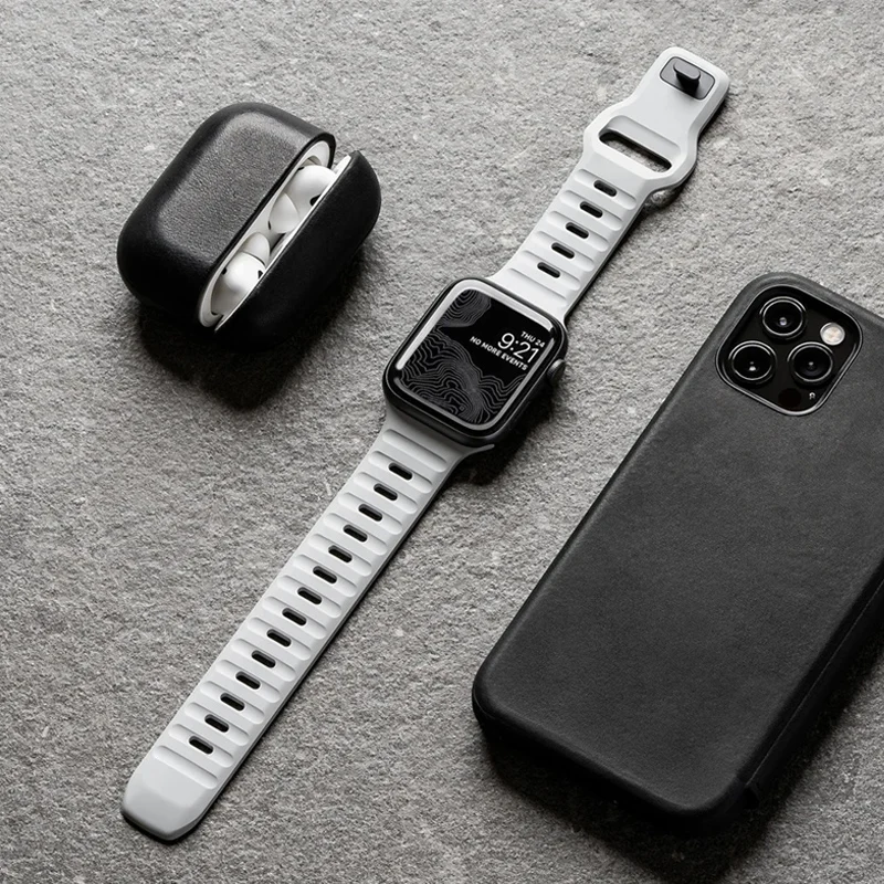 

Silicone Strap For Apple Watch Ultra 49mm Series 8 7 45MM 41MM 44MM 40MM Rubber Bracelet Correa iWatch SE 6 5 4 3 band 38mm 42mm