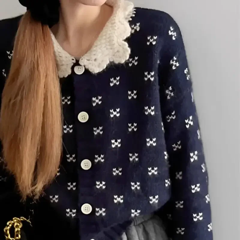 Корейский модный винтажный вязаный крючком лацкан темно-синий кардиган женский