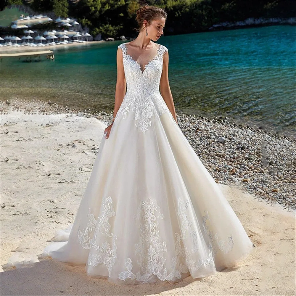 Купи 2022 Boho Lace Appliques Beach Aline Wedding Dress with Button Back Sweep Train Bridal Gown For Women Vestido De Novia за 7,096 рублей в магазине AliExpress