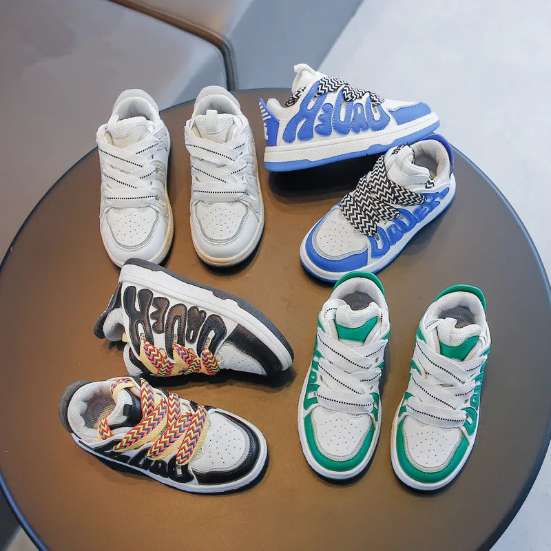Zapatillas deportivas informales para niños, zapatos transpirables de Skate, color blanco, Unisex, talla grande 23-34