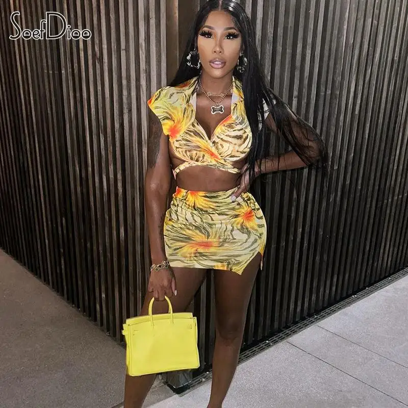 

Soefdioo сексуальный облегающий топ с принтом и обтягивающая мини-юбка на бедрах 2023 летний комплект из двух предметов повседневная женская одежда