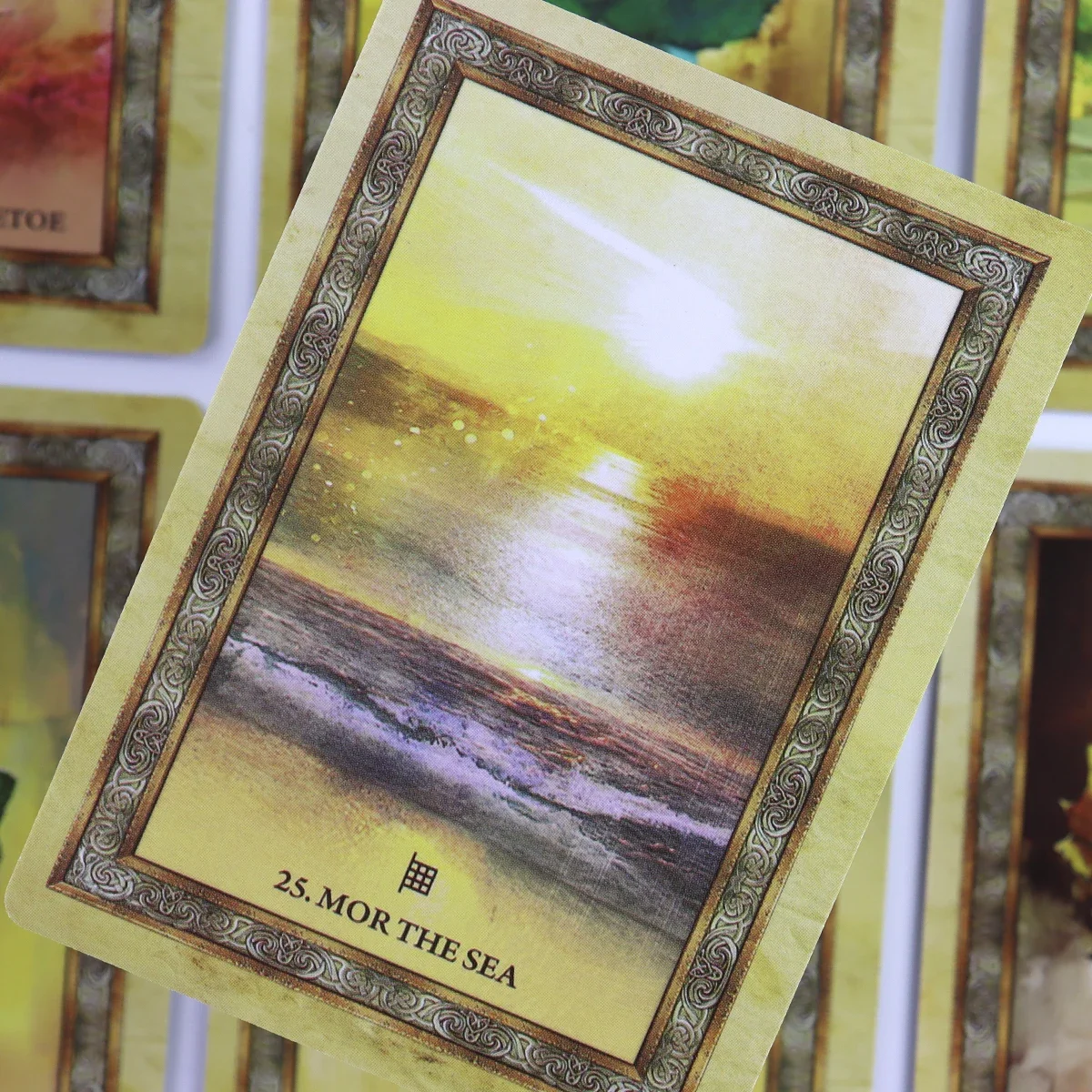 Карты-оракулы из кельтского дерева помогают вы стал от знакомым с фирменными