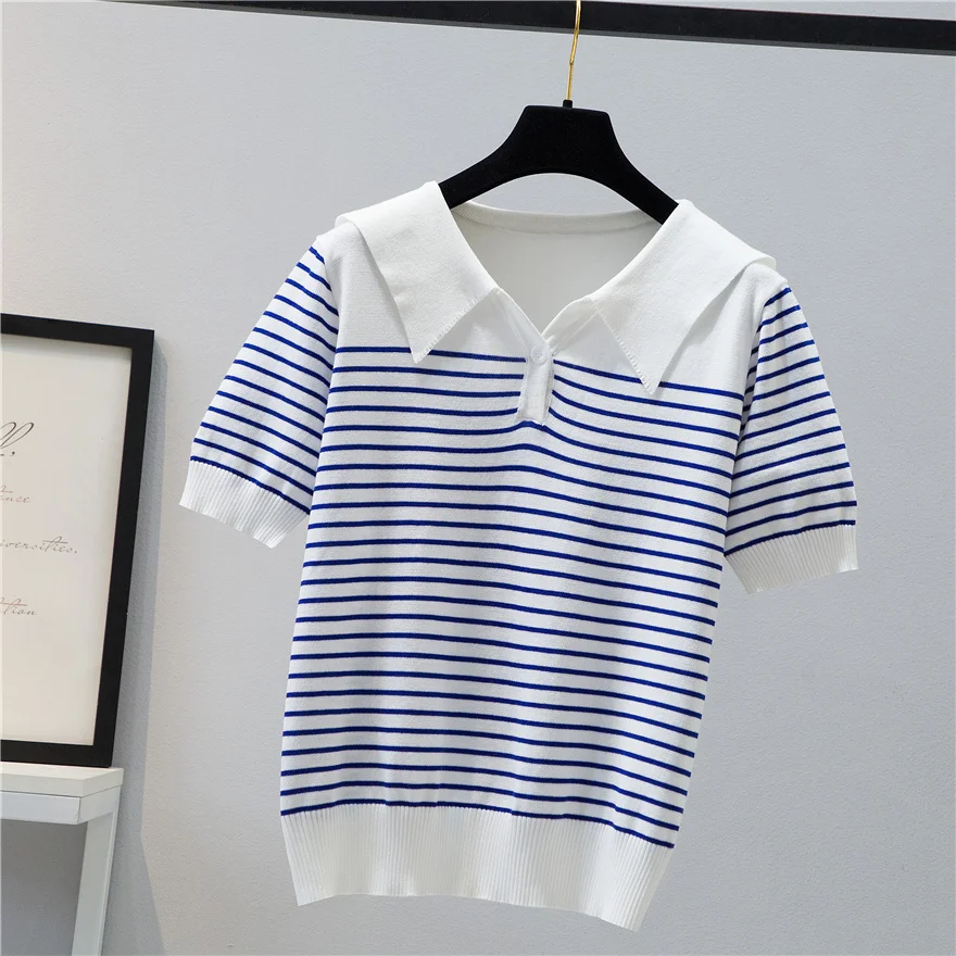 

Женская трикотажная футболка в полоску, с отложным воротником