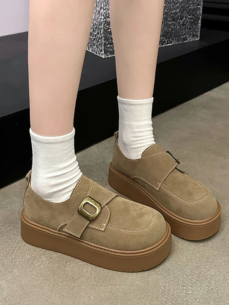 Женские универсальные туфли в стиле ретро Осенние слипоны на платформе женская