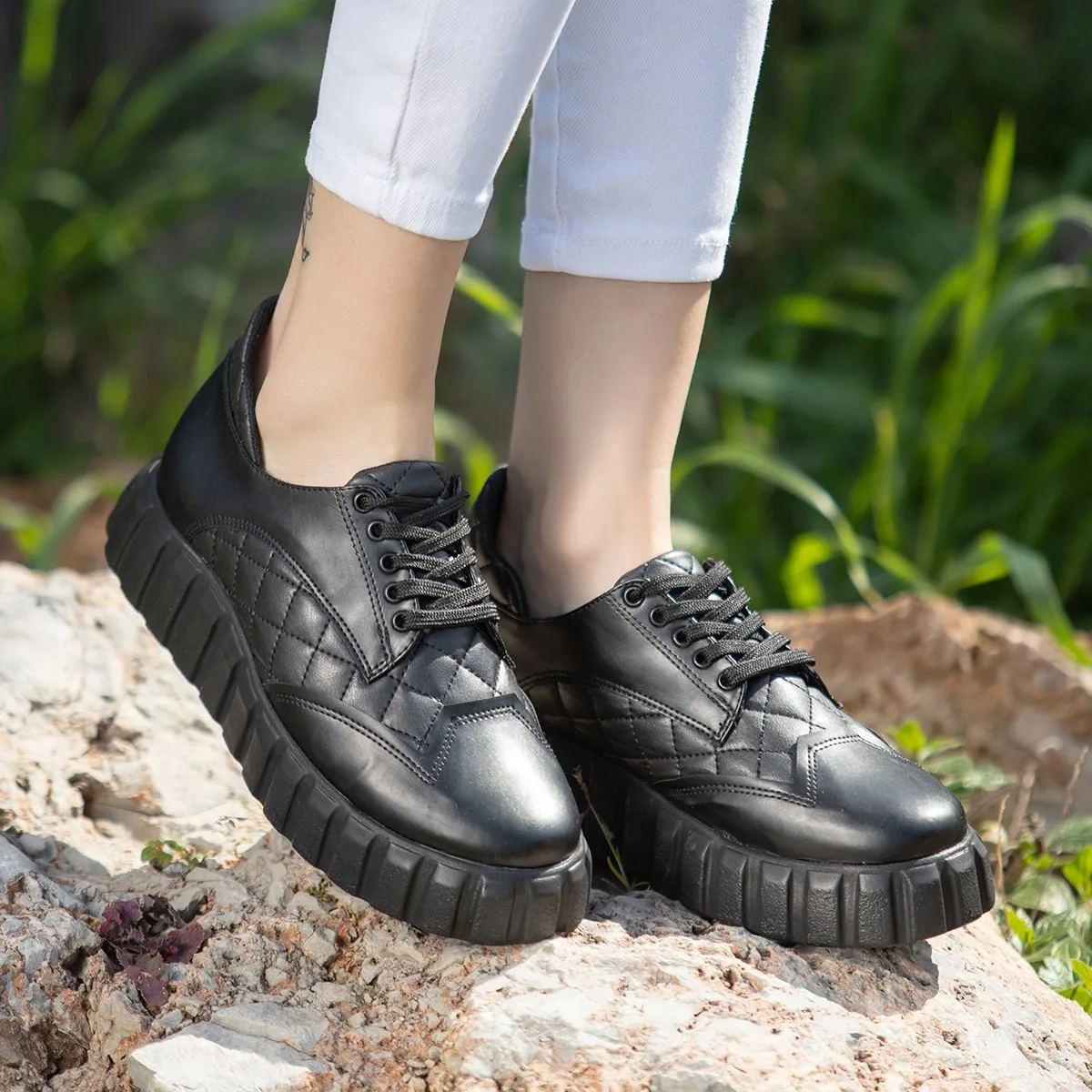 

Ola Black Skin Lace-Up Sports Shoes