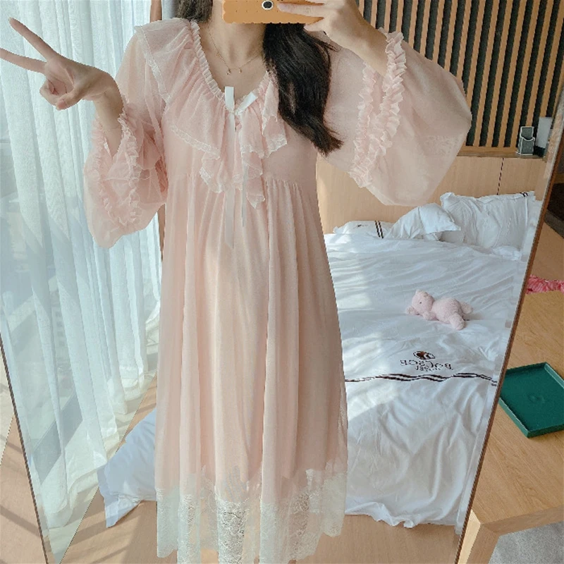 

Sweet Nightgowns Lace Teen Girls Lolita Dresses Long Sleeve Women Nightdress Elegant Sleepwear Nighty Pink Sexy Palace Homewear