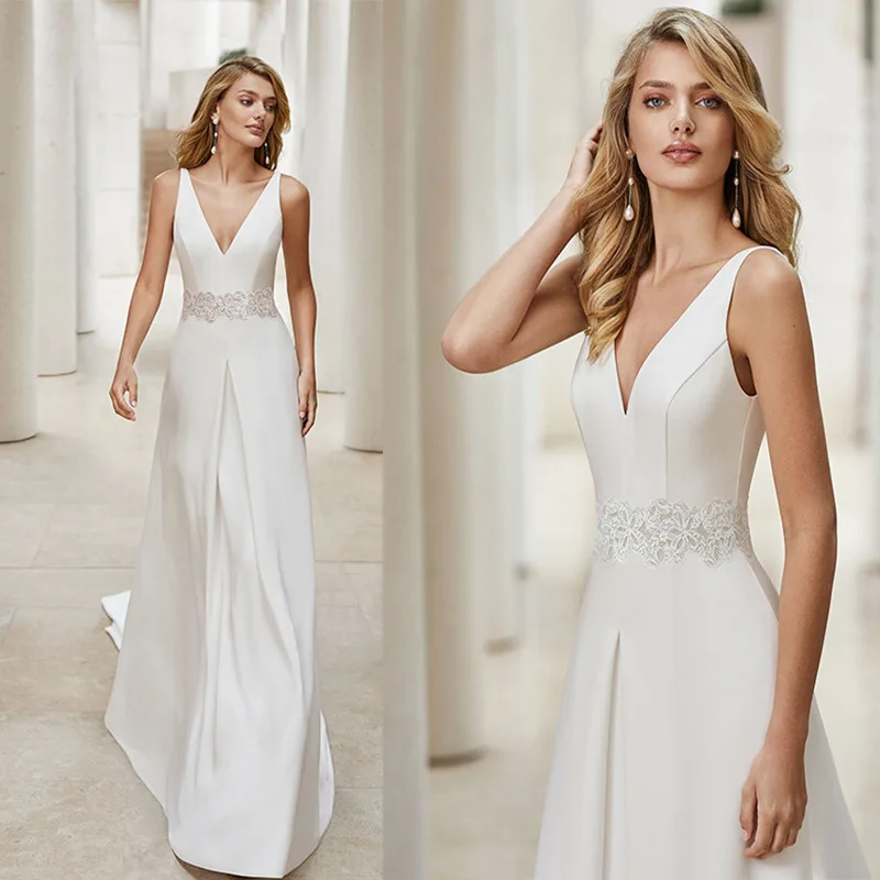 

2022 Europe and America Summer New Women's Temperament Commuting Sexy Lace Deep V Sleeveless Evening Dress with Floor Dragging