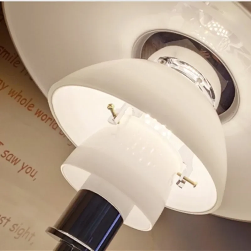 Простой напольный светильник в стиле постмодерн креативный Настольный с ph для