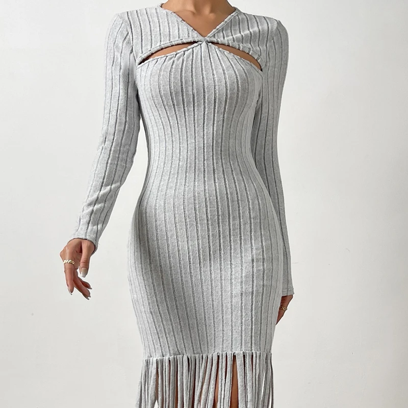

Платья, новинка 2023, женское вязаное платье средней длины с длинным рукавом, открытым рюкзаком и кисточками на бедрах, облегающее платье, платья-Макси для женщин