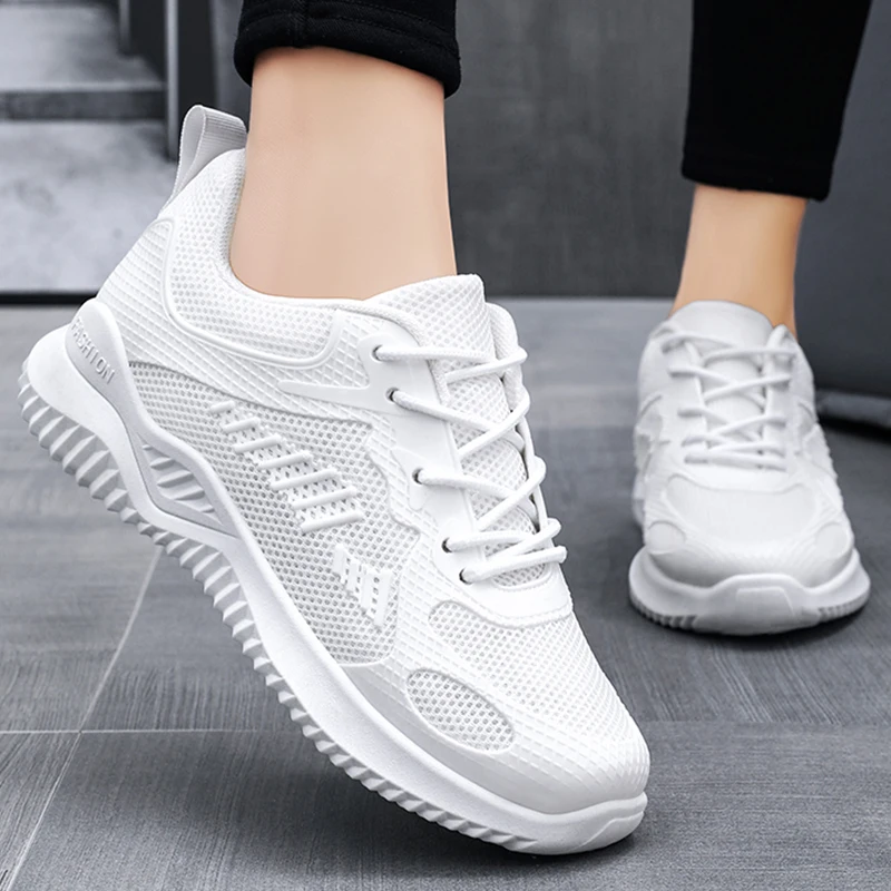 2023 Breathable Women's Vulcanized Shoes Lightweight Women Sneakers Outdoor Anti-slip Female Casual Shoes Summer Soft Flat Shoes