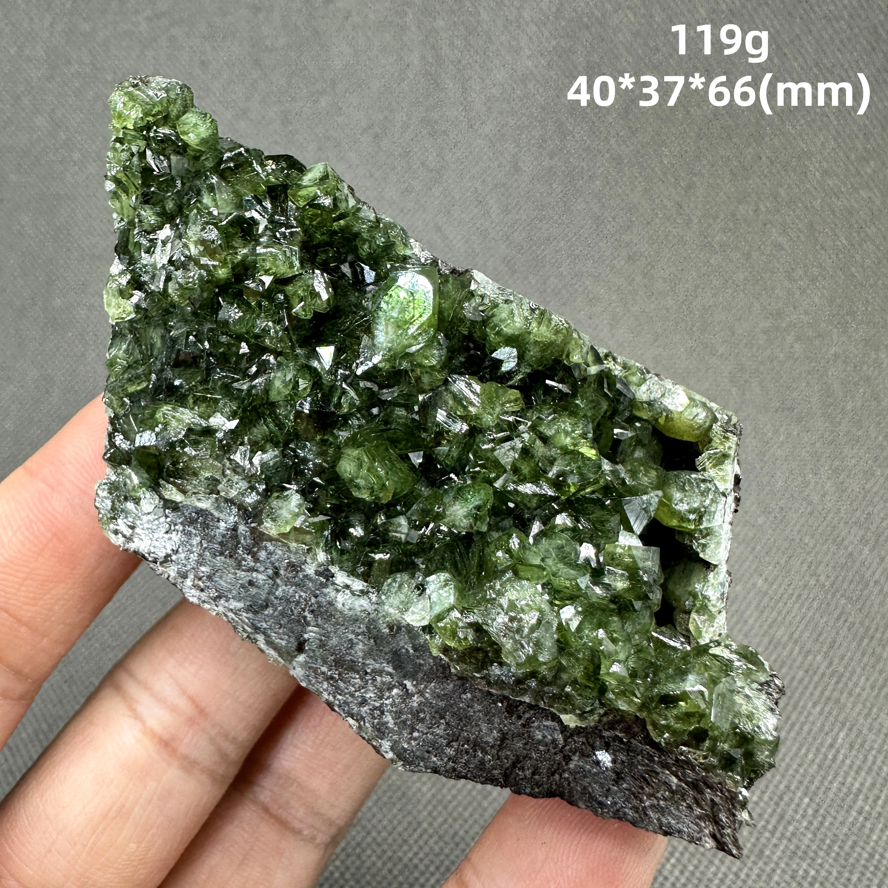 

Образец минерала Людлалита 119г QIANCHUAN