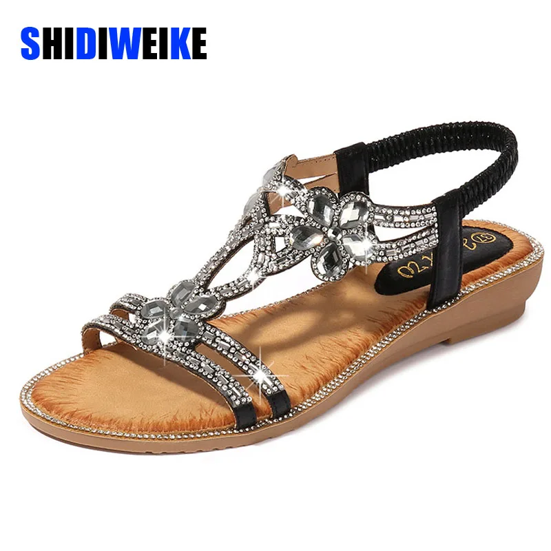 

Женские сандалии в богемном стиле летнее платье в богемном стиле на плоской подошве металлические шарики цветные стразы в богемном стиле; Мягкая пляжная обувь; Цвет черный, коричневый; AD2968