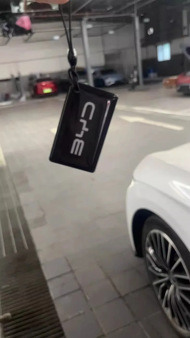 

Оригинальная карта автомобильного ключа BYD NFC для BYD SONG PRO Plus Tang DMI DMP ATTO3 EV MAX Qin Han PLUS Dolphin Seal U NFC Key Card