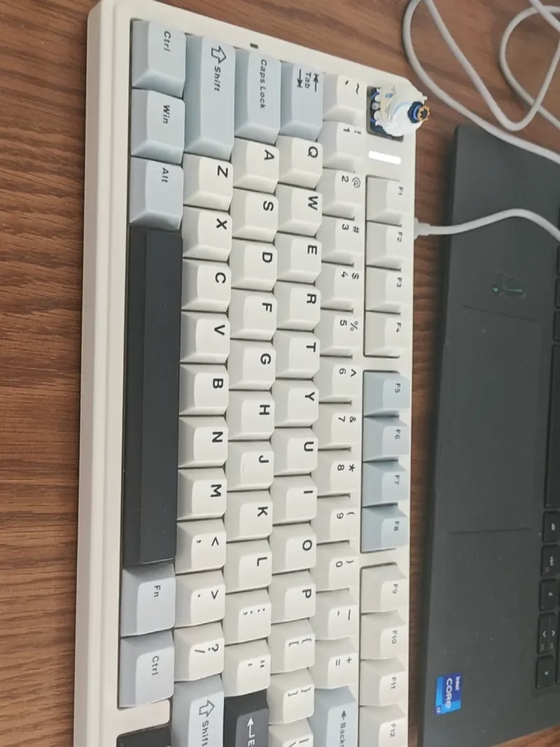 2024 новый продукт игровой автомат Genshin Impact колпачок для клавиатуры милая кавайная