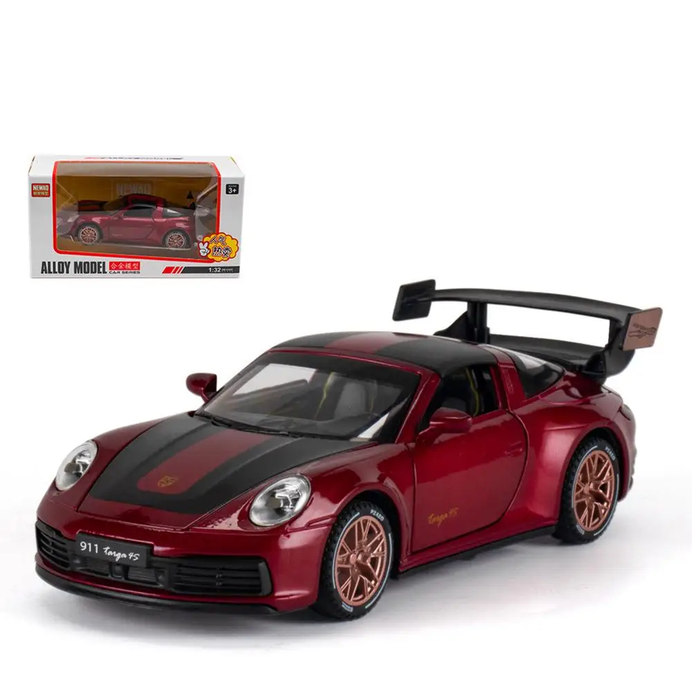 

Модель спортивного автомобиля из сплава в масштабе 1:32, имитация тянущегося автомобиля, игрушки для фанатов, коллекция детских рождественских подарков