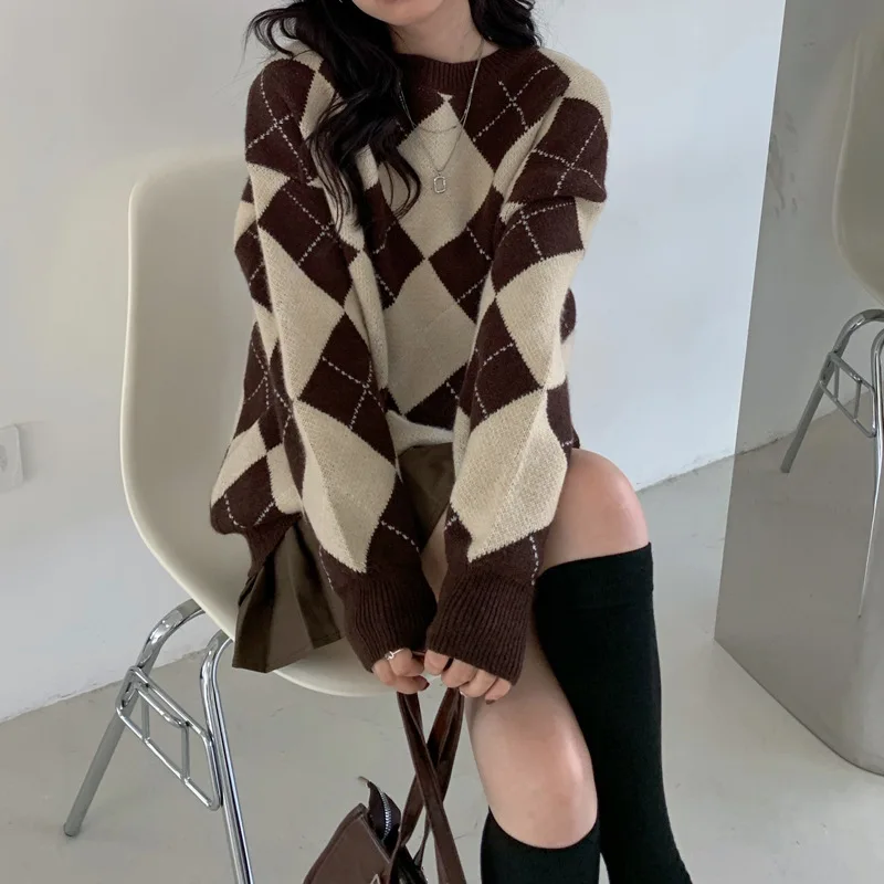 

Модный женский однотонный Повседневный пуловер на осень и зиму, женский свободный теплый свитер, вязаный Топ в мягкую клетку в стиле ретро, ...