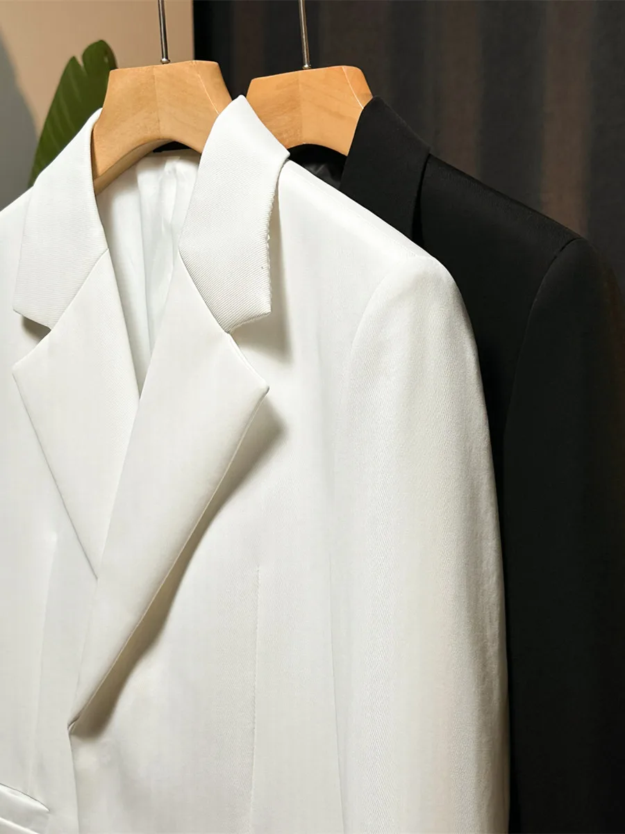 Мужской белый двухрядный повседневный костюм с скрытыми крючками типа Pu Shuai