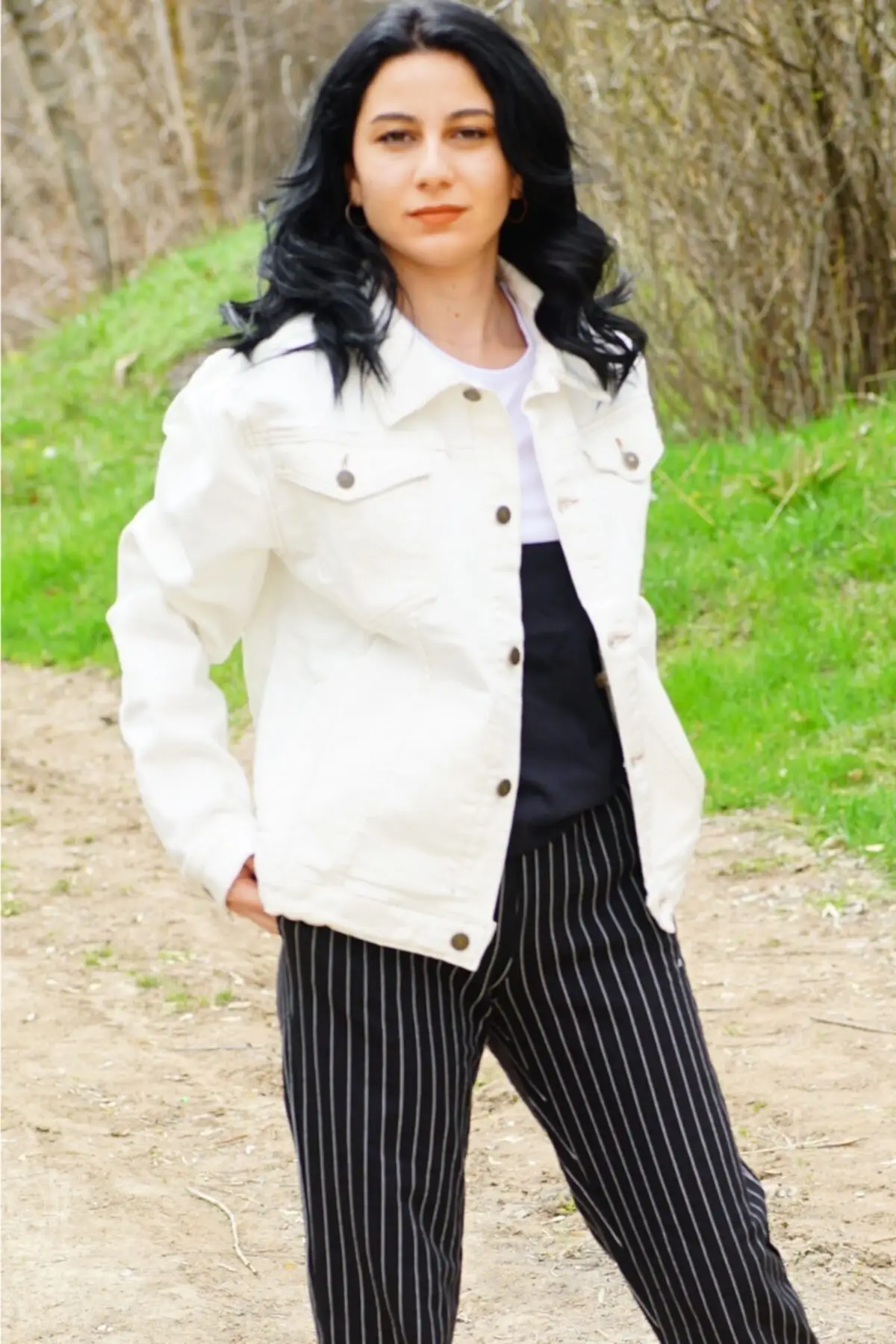 

Женская модная джинсовая куртка, пальто, женская джинсовая куртка с белыми карманами